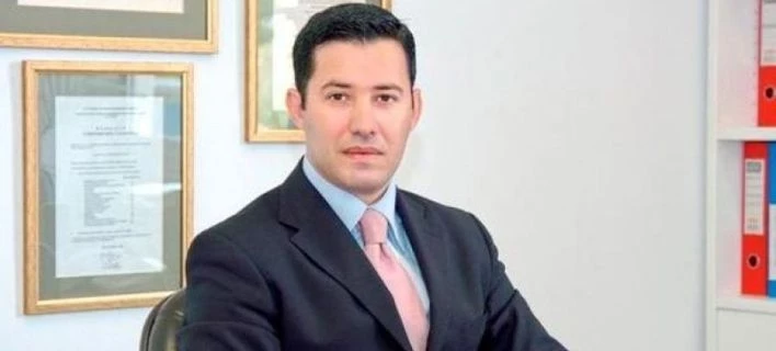 Υπόθεση Novartis: Εφοδος και στο σπίτι που φιλοξενείτο η οικογένεια Μανιαδάκη